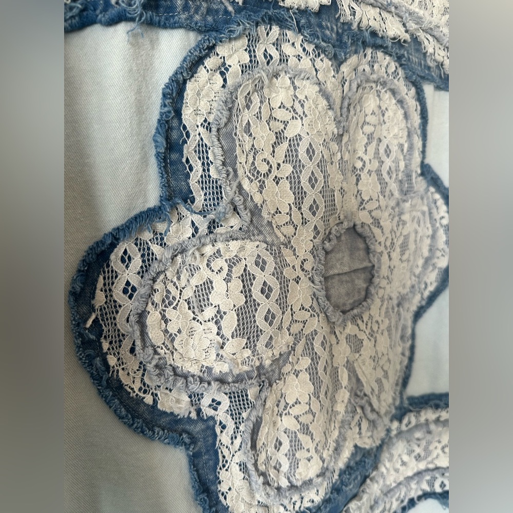 NWOT🤍Oli & Hali Floral Lace Patchwork Lightweight Denim Jacket Small Blue - Picture 8 of 8
